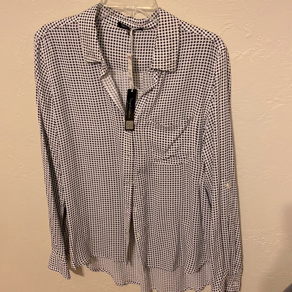 Woman XL Top-black & white with tags